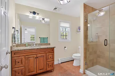 19 Crabapple Lane, Newtown, CT 06470 - Photo 18