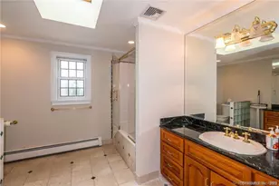 15 Sand Hill Rd, Simsbury, CT 06089 - Photo 10