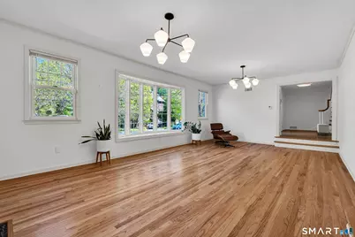62 Edgewood Way, New Haven, CT 06515 - Photo 4