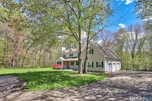 81 Amanda Ln, Naugatuck, CT 06770 - Photo 2
