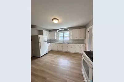 124 Harborview Avenue, Bridgeport, CT 06605 - Photo 6