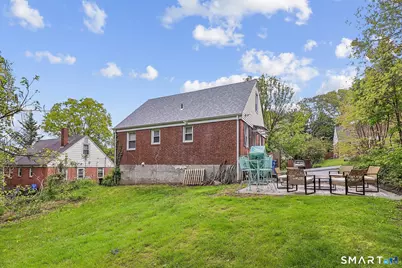 26 Farnsworth Street, Hamden, CT 06517 - Photo 4