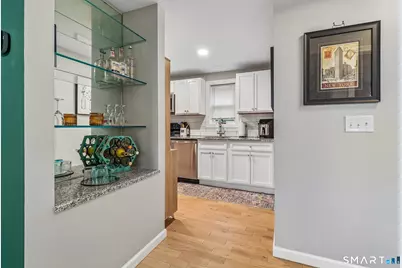 26 Farnsworth Street, Hamden, CT 06517 - Photo 22