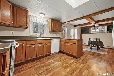 15 Indian Hill Lane #B, Newtown, CT 06482 - Photo 6