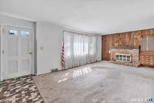3850 Old Town Rd, Bridgeport, CT 06606 - Photo 6