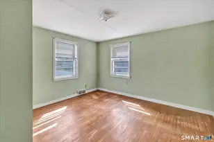 3850 Old Town Rd, Bridgeport, CT 06606 - Photo 22