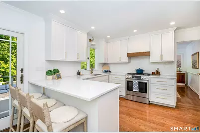 27 Point O Woods Road South, Darien, CT 06820 - Photo 6