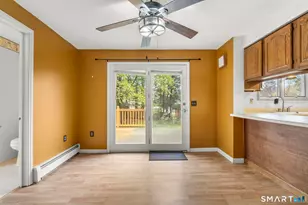 537 George Washington Rd, Enfield, CT 06082 - Photo 16