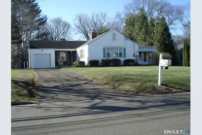47 Lawlor Terrace, Stratford, CT 06614 - Photo 2