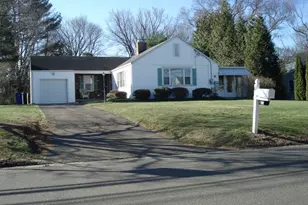 47 Lawlor Terrace, Stratford, CT 06614 - Photo 2
