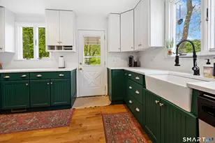 169 Battis Rd, Hamden, CT 06514 - Photo 6