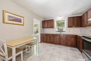 102 Metacomet Rd, Plainville, CT 06062 - Photo 12