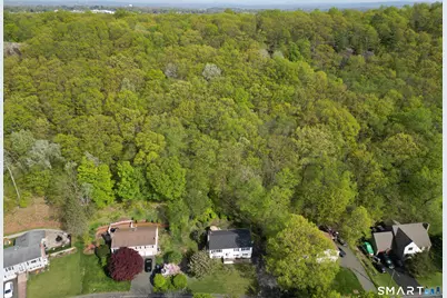 102 Metacomet Road, Plainville, CT 06062 - Photo 32