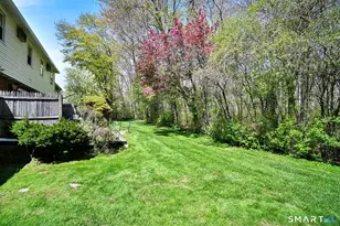 61 Brandywine Ln, Suffield, CT 06078 - Photo 2