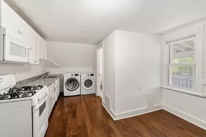 314 Suburban Avenue #3rd Floor, Fairfield, CT 06825 - Photo 12