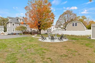 39 Forbes Pl, East Haven, CT 06512 - Photo 28