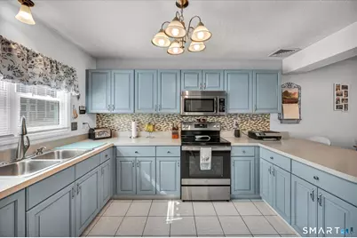 1655 North Colony Road #25, Meriden, CT 06450 - Photo 8