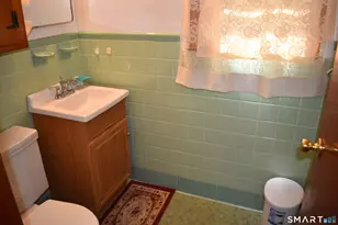 403 Clark St, Bridgeport, CT 06606 - Photo 12