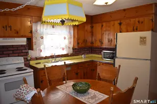 403 Clark St, Bridgeport, CT 06606 - Photo 6