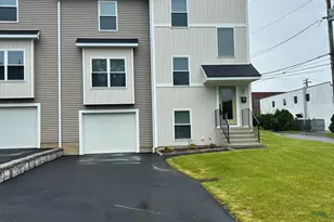 62 Soundview Ave, Fairfield, CT 06825 - Photo 2