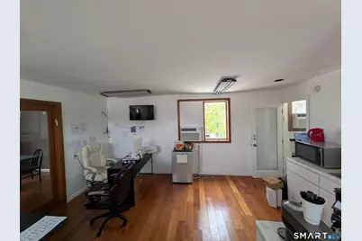 46 Clinton Avenue, New Haven, CT 06513 - Photo 28