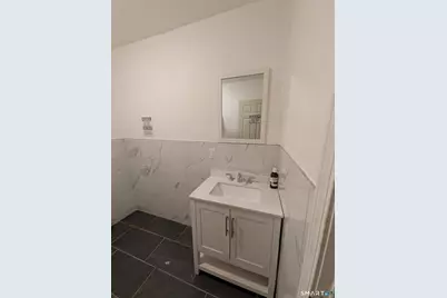 46 Clinton Avenue, New Haven, CT 06513 - Photo 18