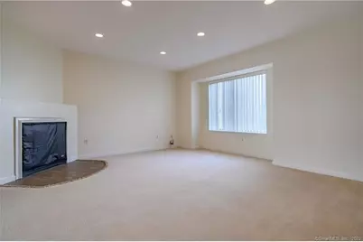 10 South Street #71, Danbury, CT 06810 - Photo 4