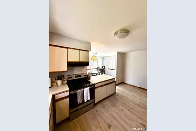 69 Northwest Drive #60, Plainville, CT 06062 - Photo 6
