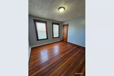 75 Vernon Street, Waterbury, CT 06708 - Photo 10