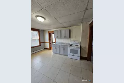 75 Vernon Street, Waterbury, CT 06708 - Photo 4