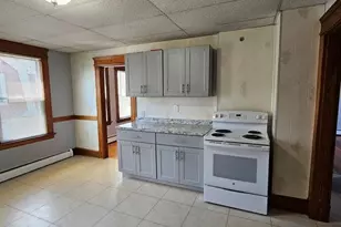 75 Vernon St, Waterbury, CT 06708 - Photo 4