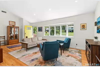 8 Stony Brook Road, Brookfield, CT 06804 - Photo 4