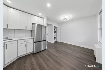 49 Mencel Circle #B, Bridgeport, CT 06610 - Photo 18