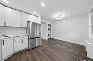49 Mencel Cir, Bridgeport, CT 06610 - Photo 18