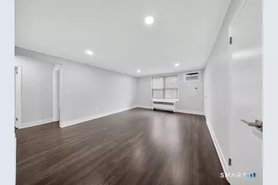 49 Mencel Circle #B, Bridgeport, CT 06610 - Photo 6