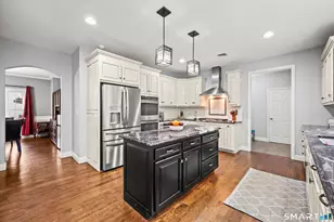 28 Hidden Oaks Dr, Avon, CT 06001 - Photo 14