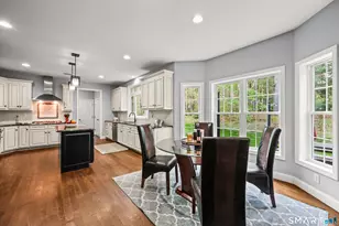 28 Hidden Oaks Dr, Avon, CT 06001 - Photo 12