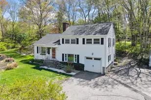 863 Whittemore Rd, Middlebury, CT 06762 - Photo 2