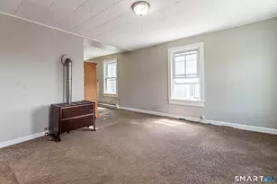 71 Blackhall St, New London, CT 06320 - Photo 2