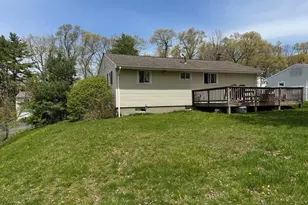 81 Arnold Dr, East Hartford, CT 06108 - Photo 4