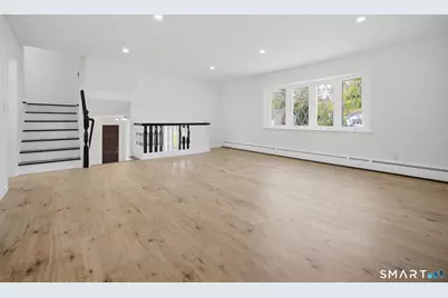 32 Brentwood Drive, Bloomfield, CT 06002 - Photo 6