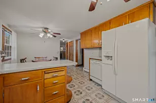 32 Loveland Ln, Bristol, CT 06010 - Photo 8