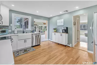 125 McLeod Place, Stratford, CT 06614 - Photo 10