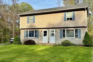 60 Dickerman Ave, Windsor Locks, CT 06096 - Photo 2
