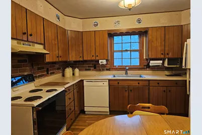 98 Hogs Back Road, Oxford, CT 06478 - Photo 4