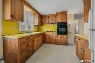 4 Champlin Hill Ct, East Lyme, CT 06357 - Photo 14