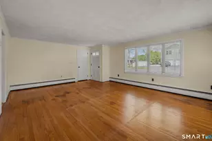 4 Champlin Hill Ct, East Lyme, CT 06357 - Photo 10