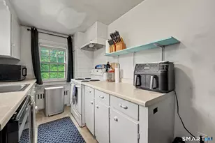 37 Highland Ave, Redding, CT 06896 - Photo 10