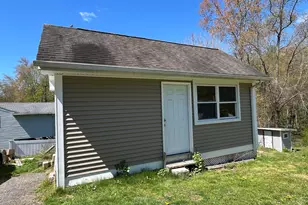205 W Rd, Beacon Falls, CT 06403 - Photo 32