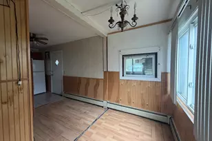 46 Vought Pl, Stratford, CT 06614 - Photo 6